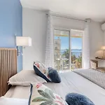 Hotel Anglade 3*