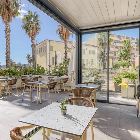 Hotel Anglade 3*
