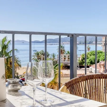 Anglade Hotell Le Lavandou