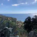 Anglade Hotel