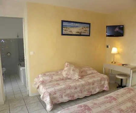 Anglade Hotel 3*
