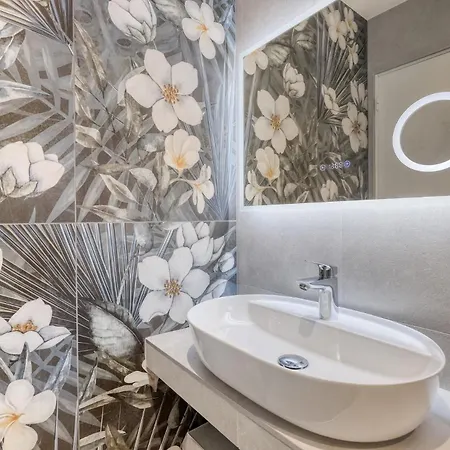 Anglade Hotel 3*