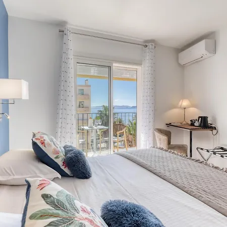 Anglade Hotel