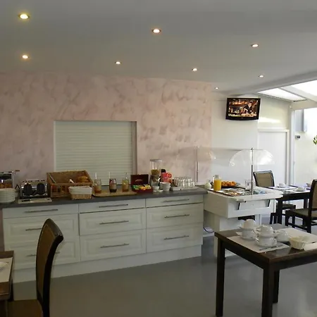 Hotel Anglade 3*