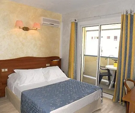 Hotel Anglade 3*